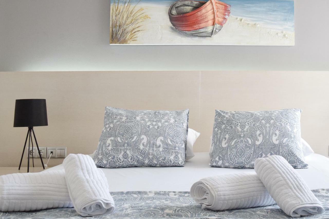 Poseidon By Heloni Apartments Pireusz Kültér fotó
